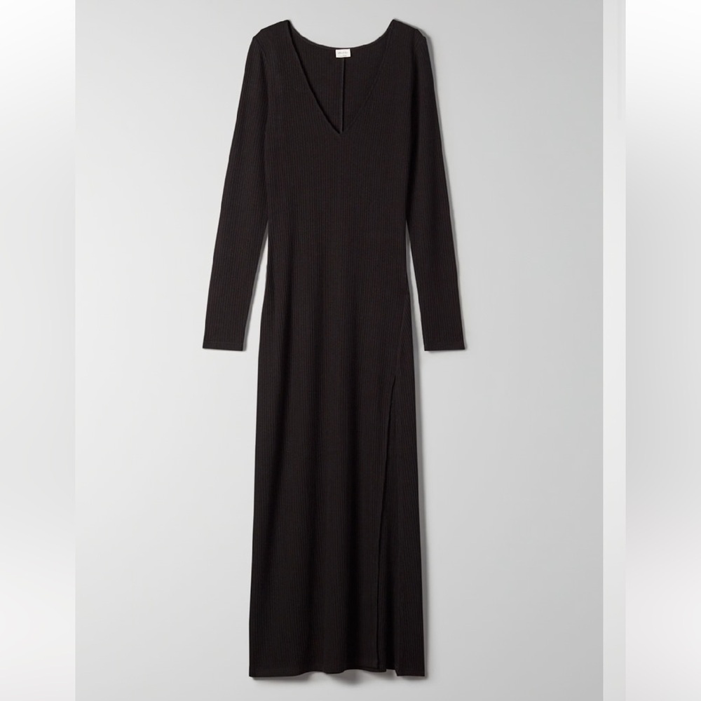 Aritzia Wilfred Free Starsky Dress‎ Long sleeve ribbed maxi dress black Medium